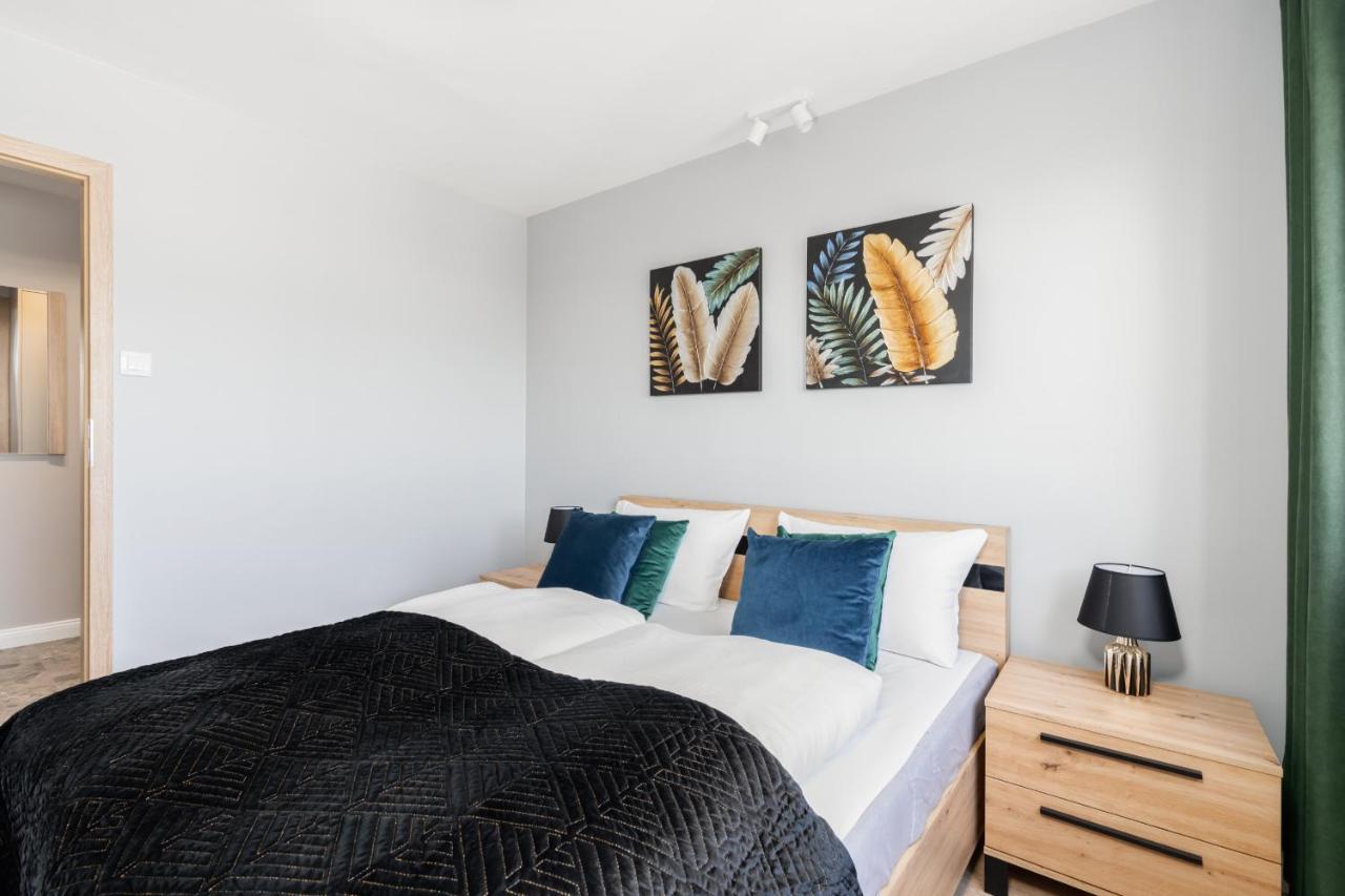 Stylish Apartment Near Wroclavia For 4 Guests By Noclegi Renters Vratislav Exteriér fotografie